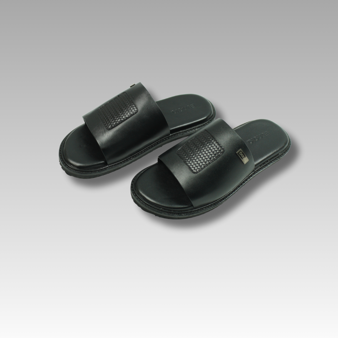 Decorative atop Comfy Sole Sandal