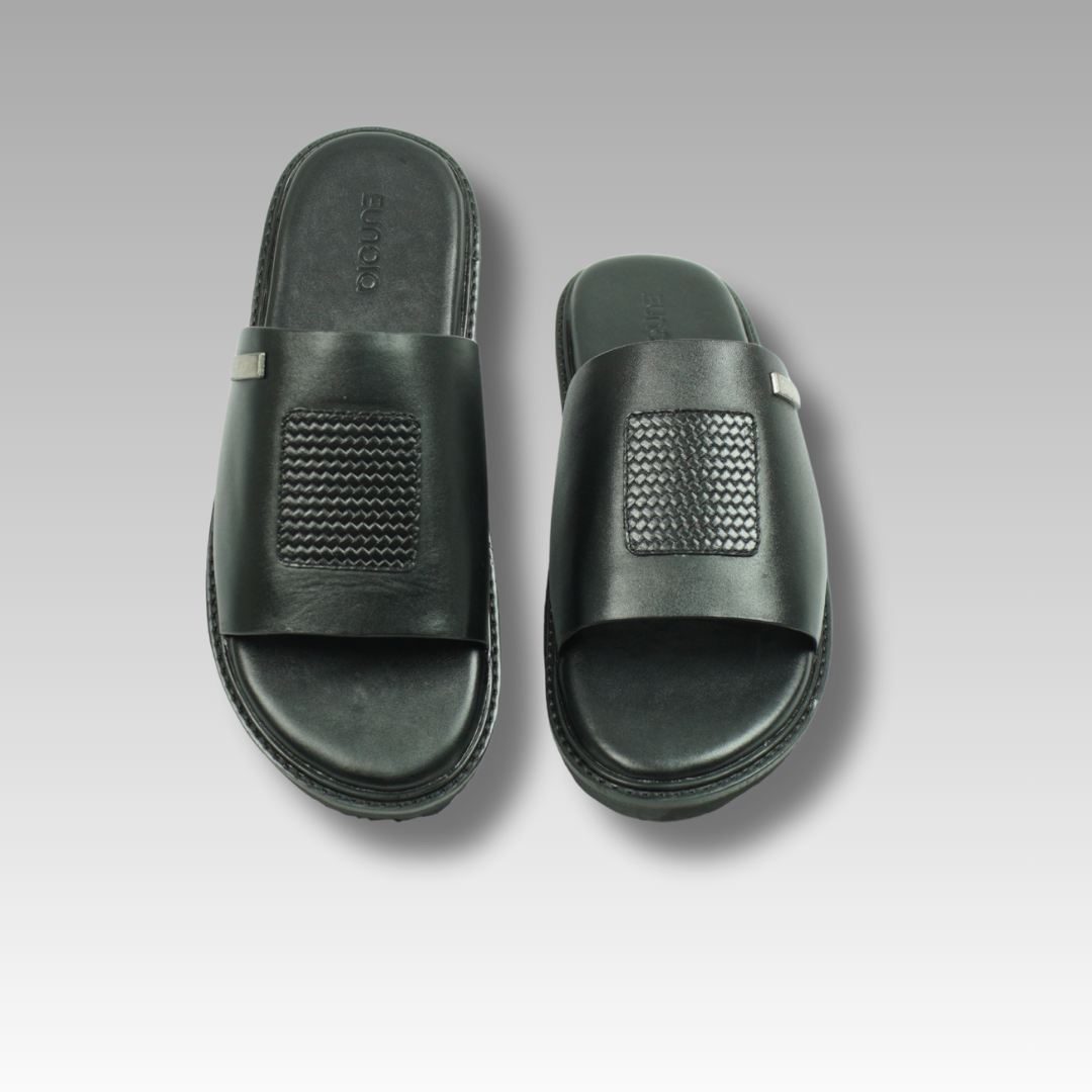 Decorative atop Comfy Sole Sandal - Image 3